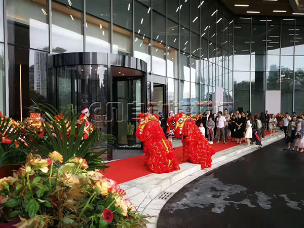 柳州凱悅嘉軒酒店兩翼旋轉門工程2