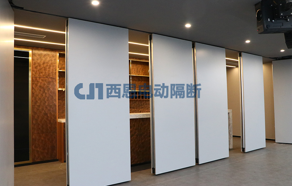 平移自動隔斷