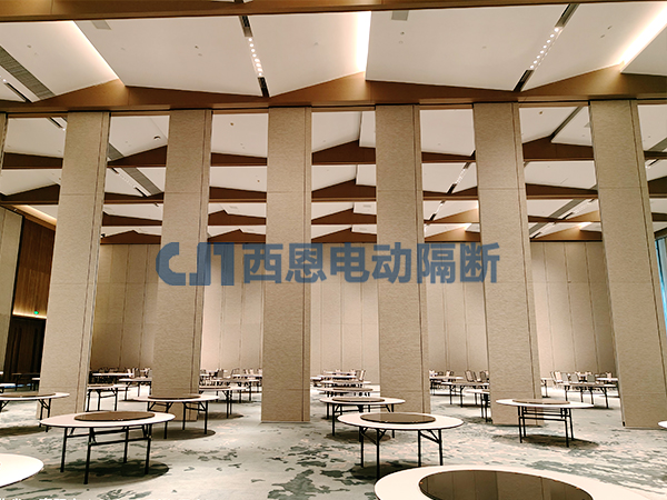 酒店電動活動隔斷