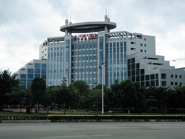 如何能打造自動門企業品牌