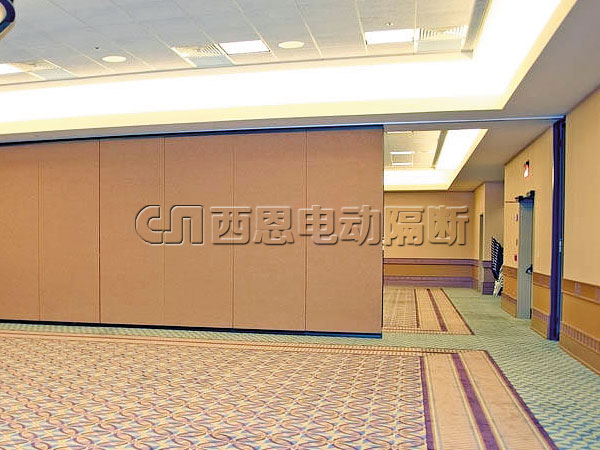 智能電動隔斷墻的主要特點和用途