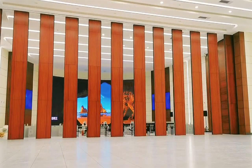 電動隔斷